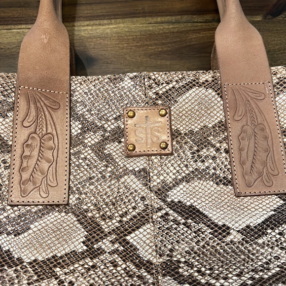 STS Ranch tote - Picture 3 of 7
